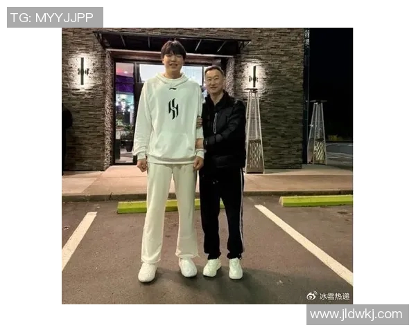 克林根休赛期迎来蜕变，鼓励杨瀚森要相信过程，刘维伟建议爱徒看着他学！