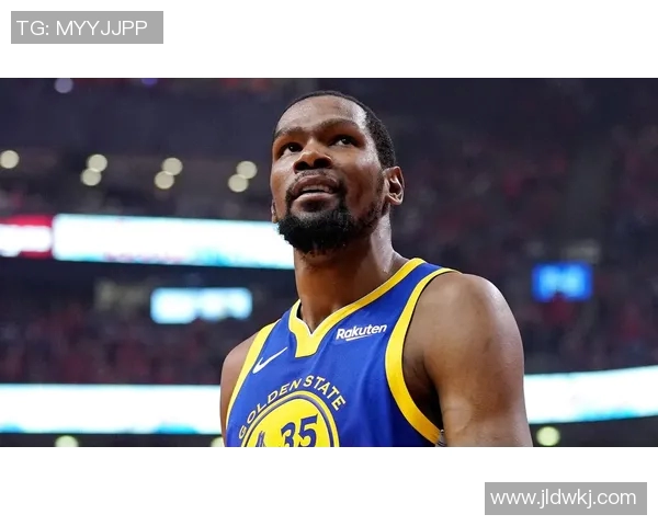 杜兰特自曝在勇士得过抑郁症,想的太多,认为自己长的不够帅 杜兰特自曝在勇士得过抑郁症,想的太多,认为自己长的不够帅